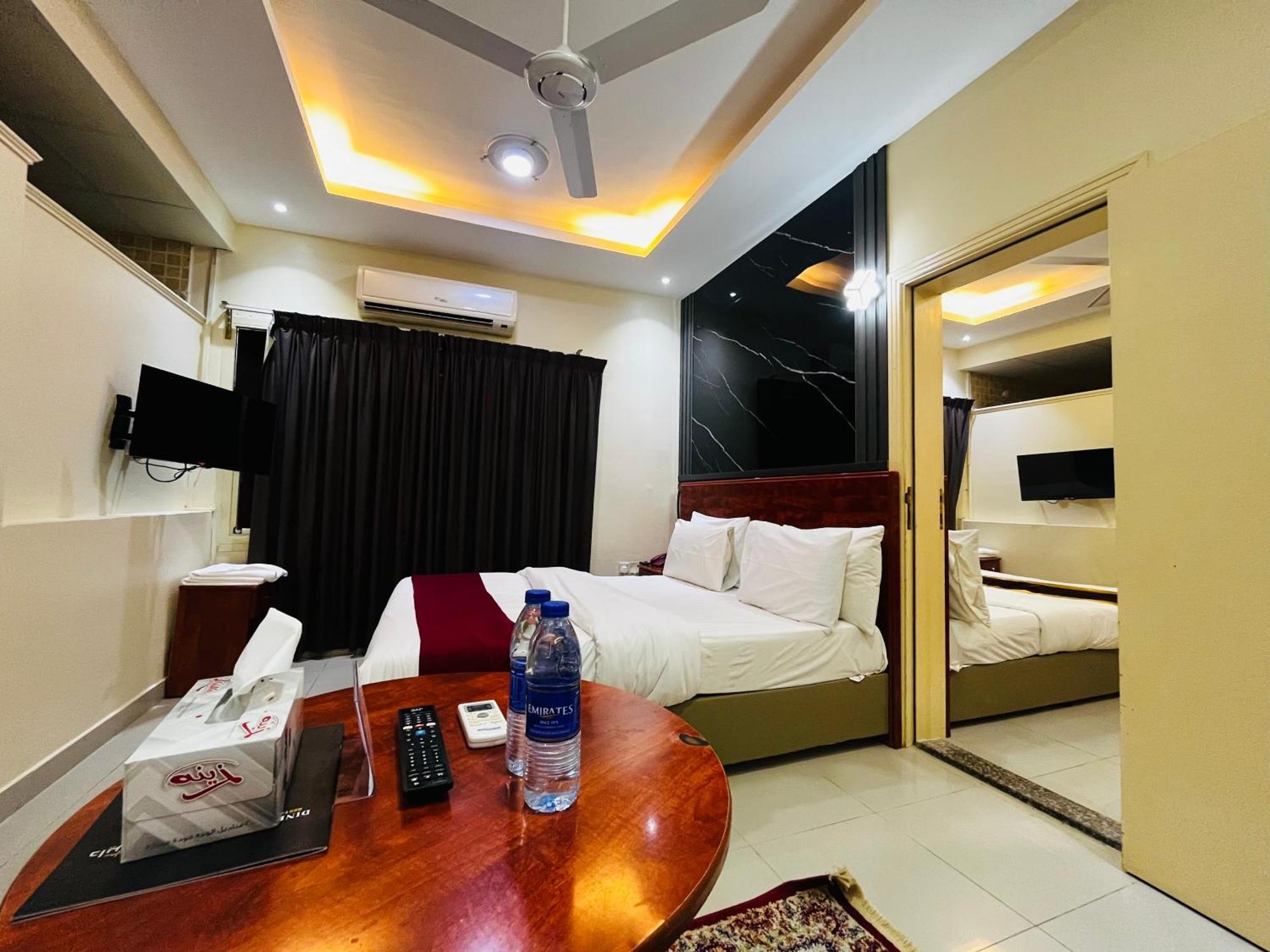 Al Nakheel Hotel Apartments Рас ал Хайм Екстериор снимка