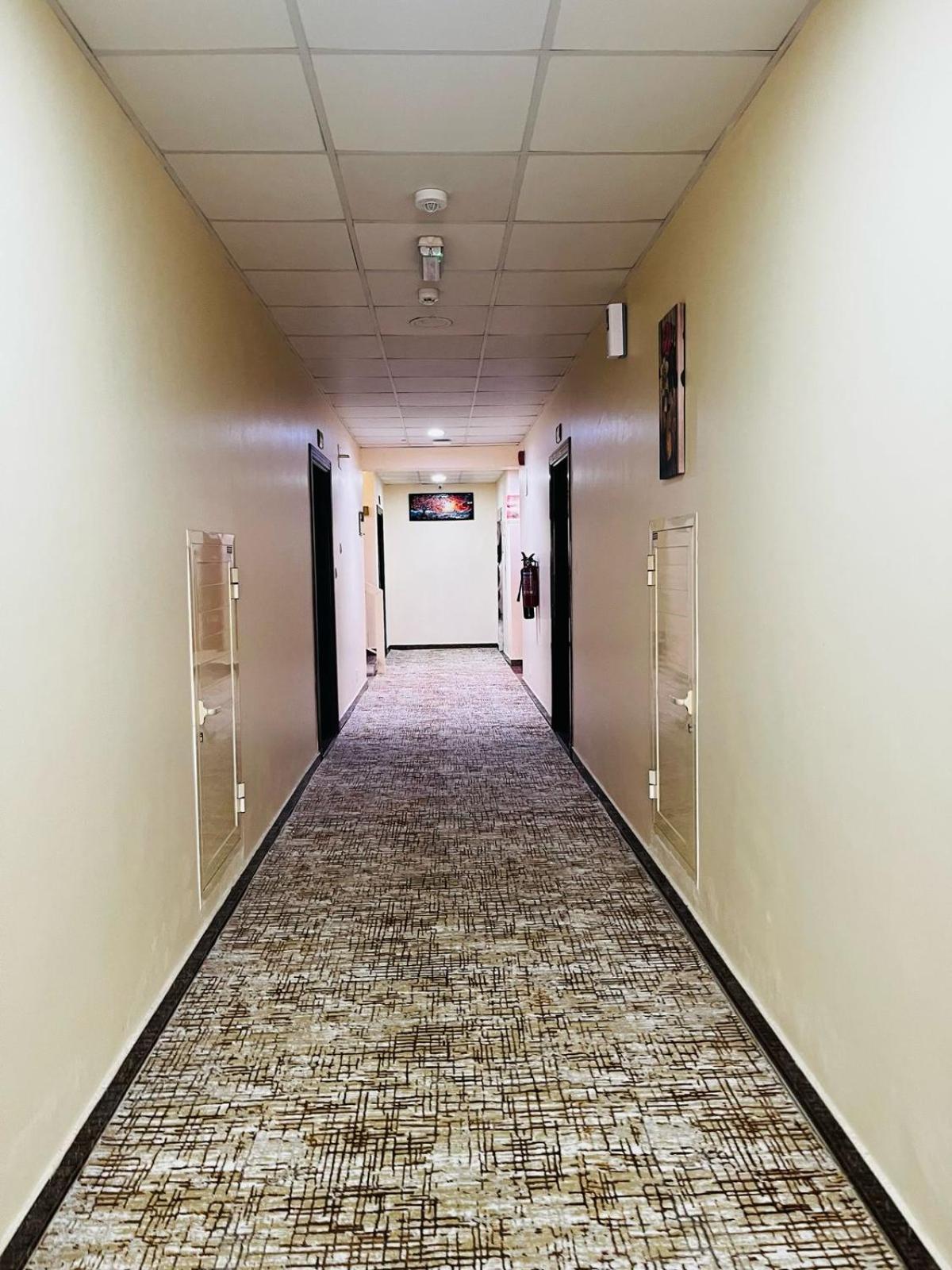 Al Nakheel Hotel Apartments Рас ал Хайм Екстериор снимка