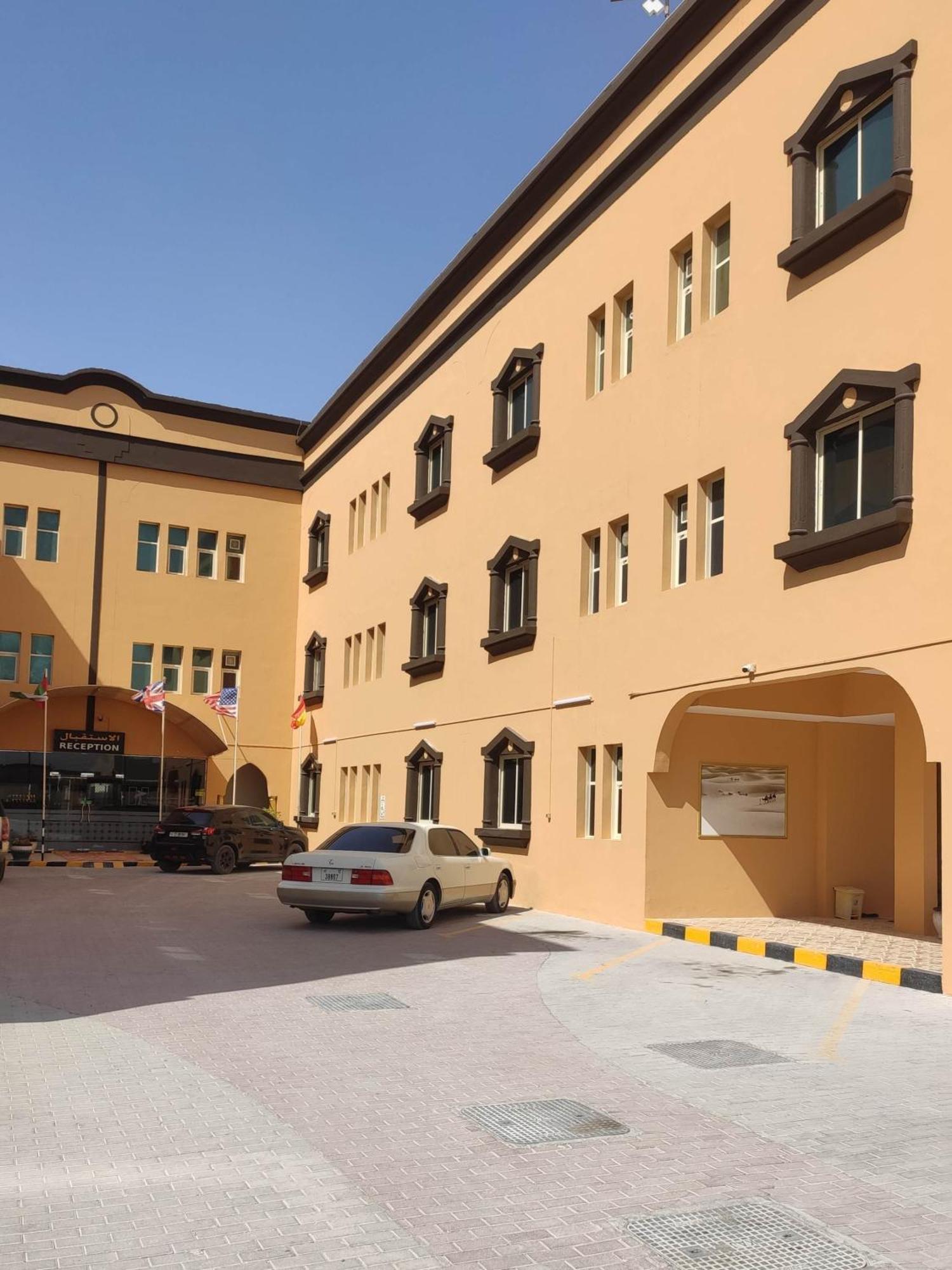 Al Nakheel Hotel Apartments Рас ал Хайм Екстериор снимка