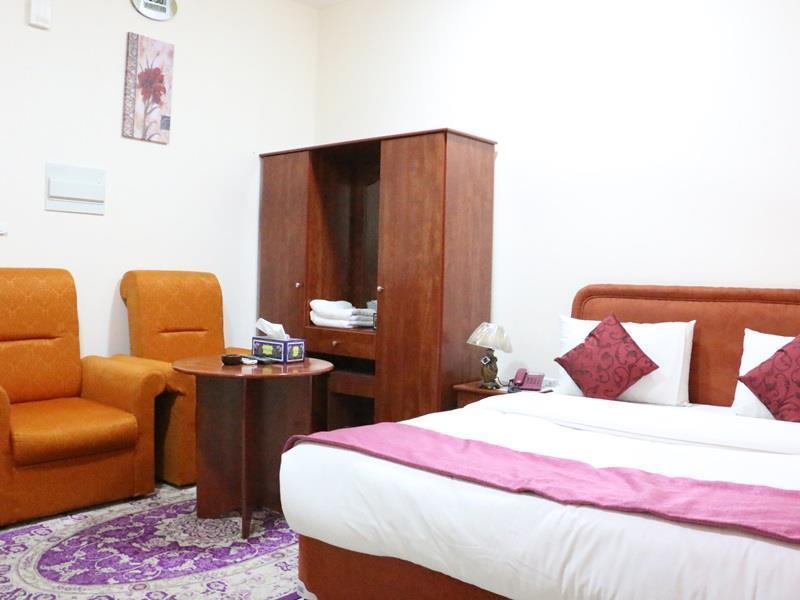 Al Nakheel Hotel Apartments Рас ал Хайм Екстериор снимка